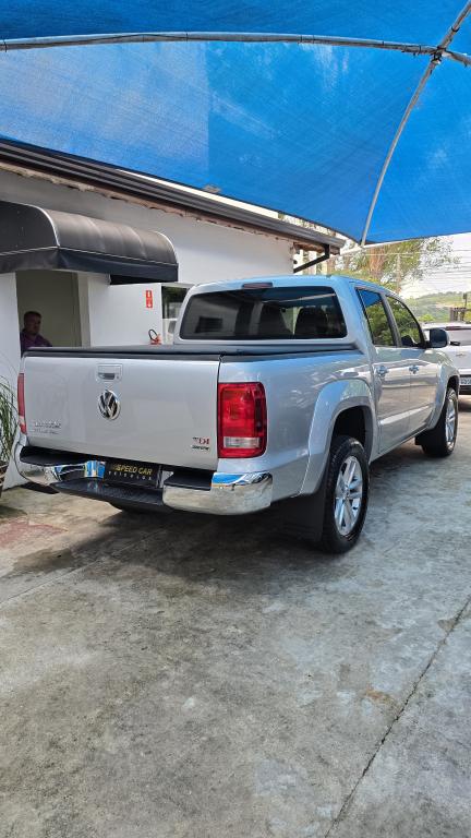 VOLKSWAGEN Amarok - Foto