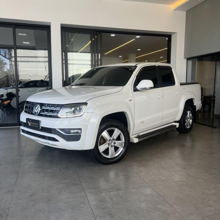 VOLKSWAGEN Amarok