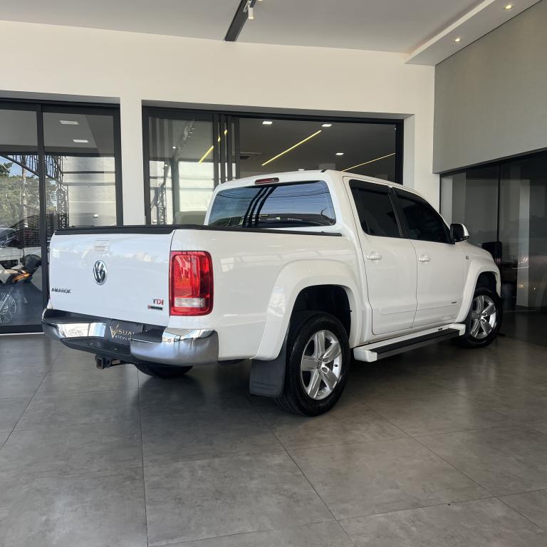 VOLKSWAGEN Amarok - Foto