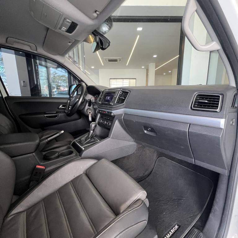 VOLKSWAGEN Amarok - Foto