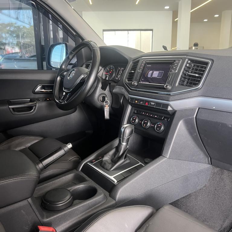 VOLKSWAGEN Amarok - Foto