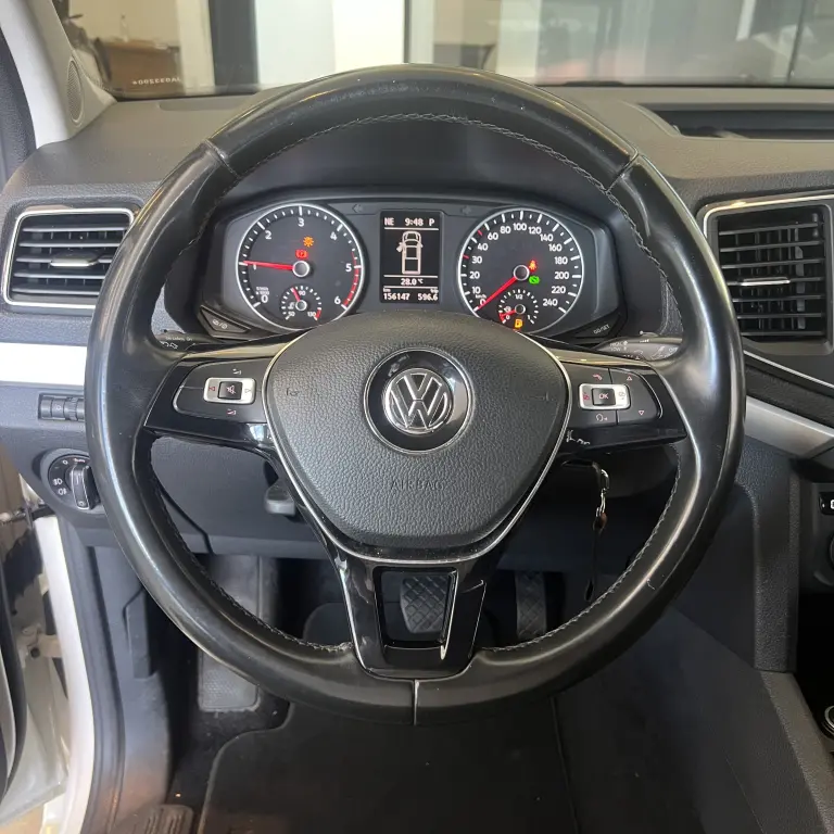 VOLKSWAGEN Amarok - Foto