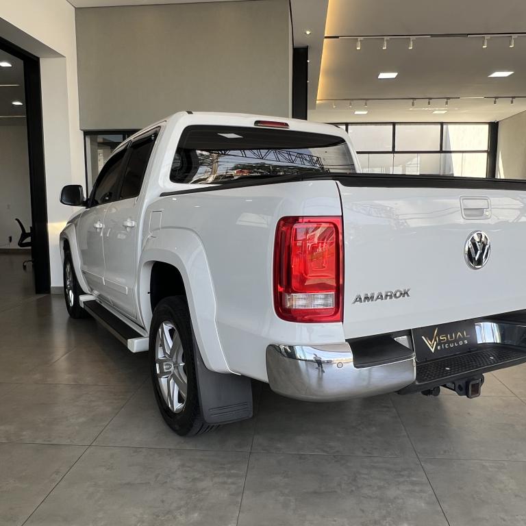 VOLKSWAGEN Amarok - Foto