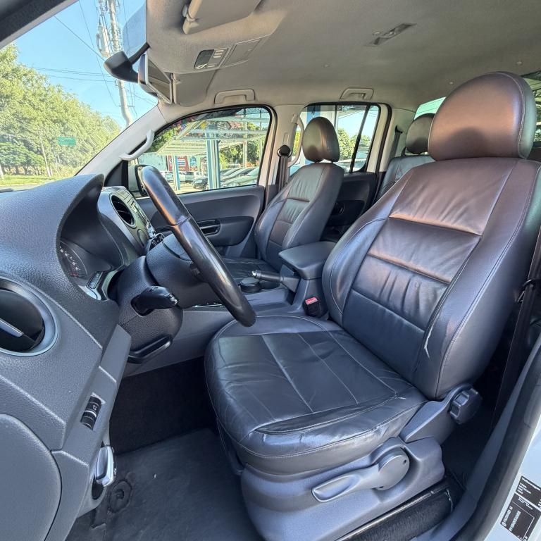 VOLKSWAGEN Amarok - Foto