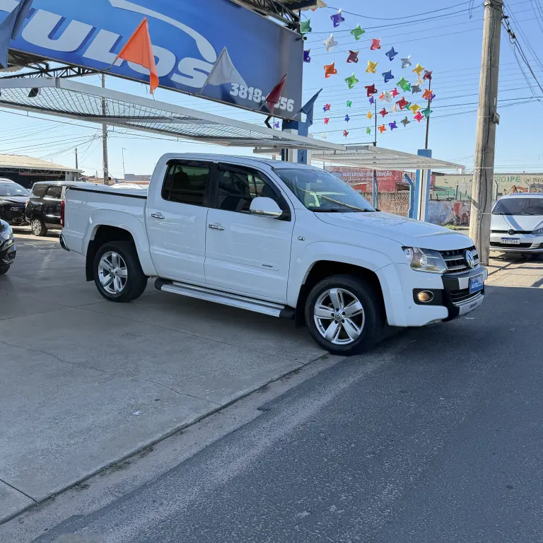 VOLKSWAGEN Amarok - Foto