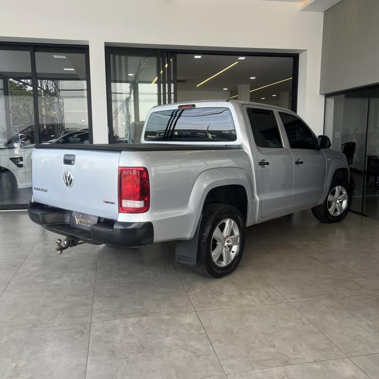 VOLKSWAGEN Amarok - Foto