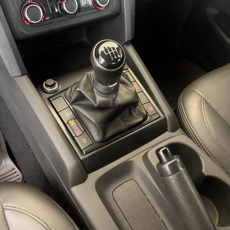 VOLKSWAGEN Amarok - Foto