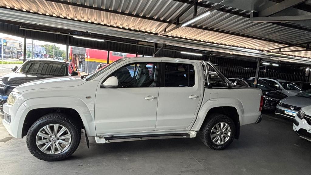 VOLKSWAGEN Amarok - Foto