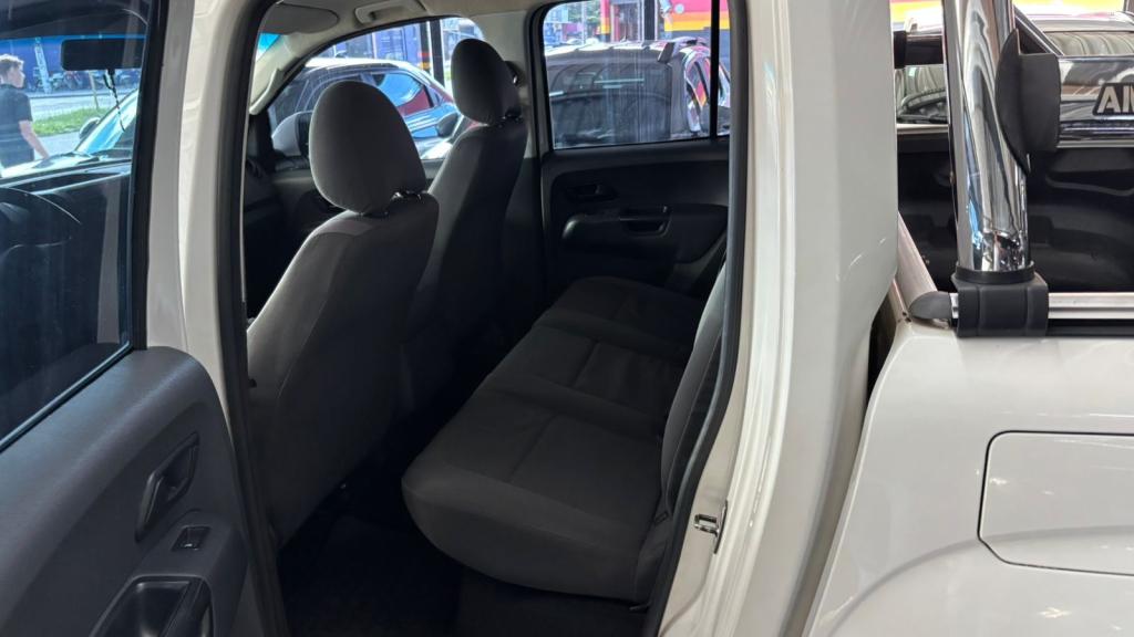 VOLKSWAGEN Amarok - Foto