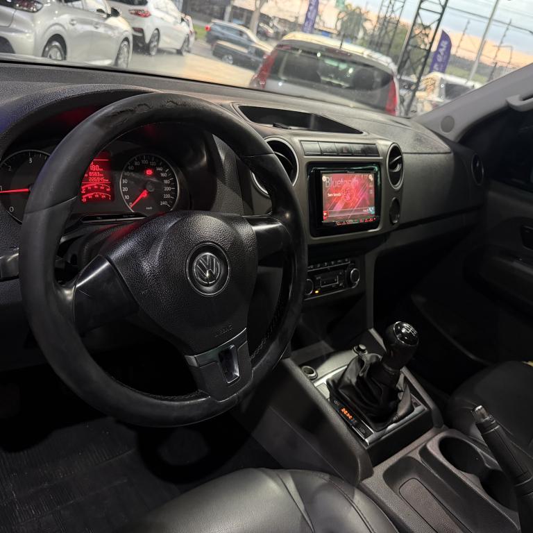 VOLKSWAGEN Amarok - Foto