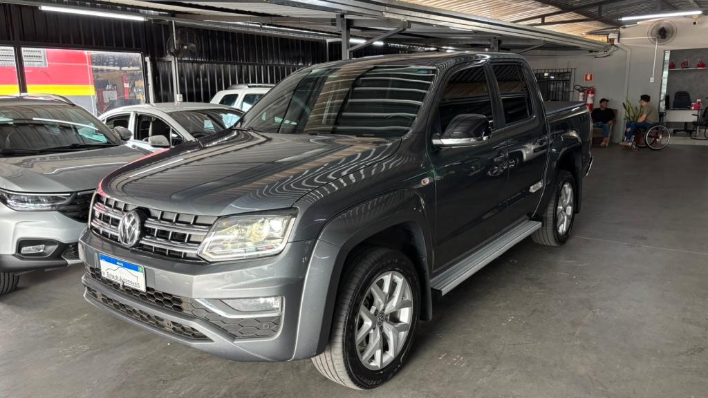 VOLKSWAGEN Amarok
