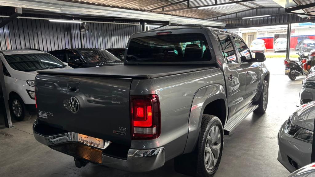 VOLKSWAGEN Amarok - Foto