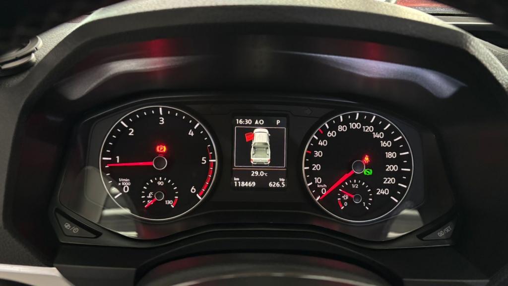 VOLKSWAGEN Amarok - Foto