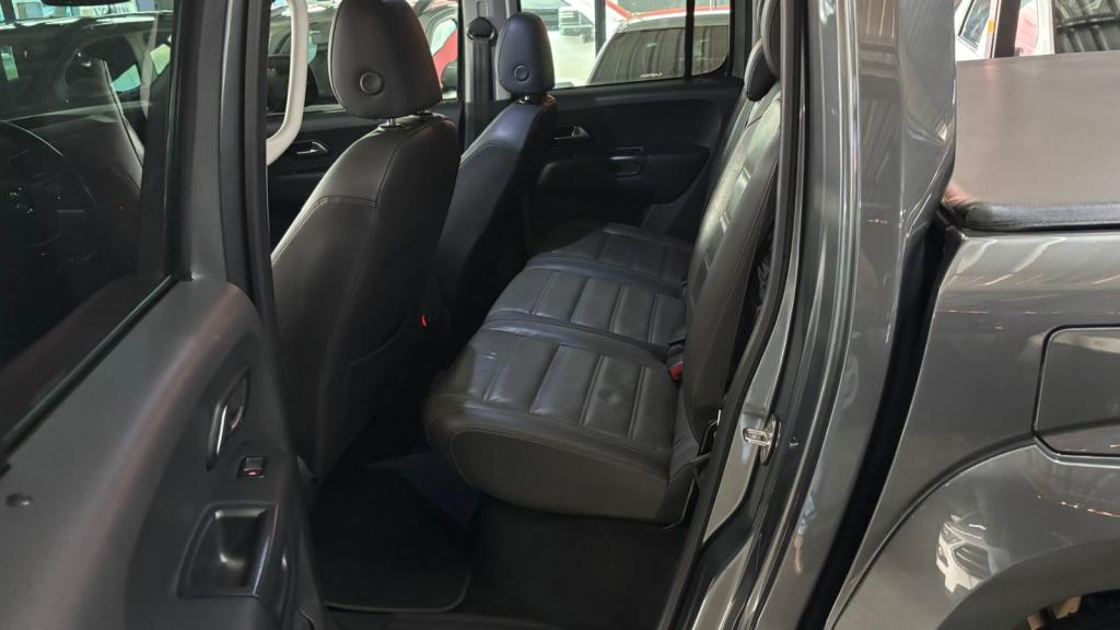 VOLKSWAGEN Amarok - Foto