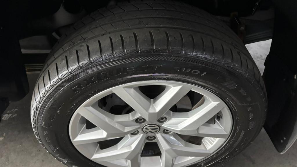 VOLKSWAGEN Amarok - Foto