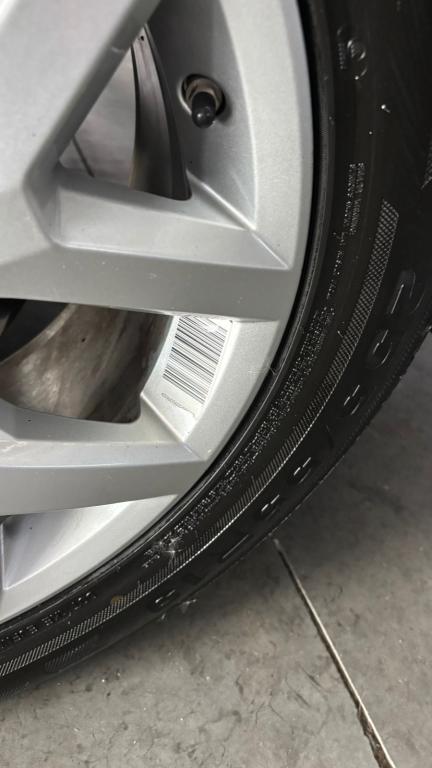 VOLKSWAGEN Amarok - Foto