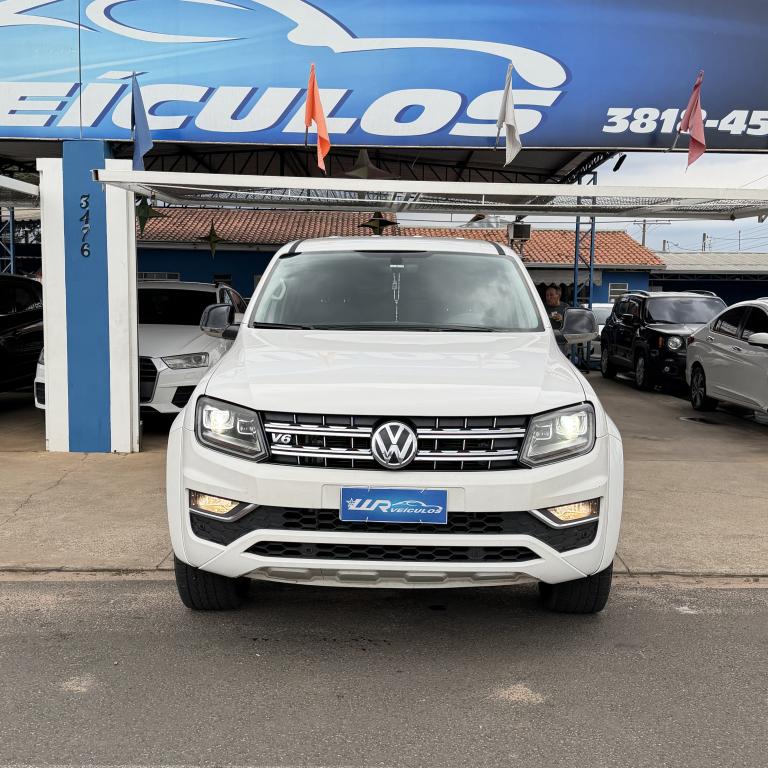 VOLKSWAGEN Amarok - Foto