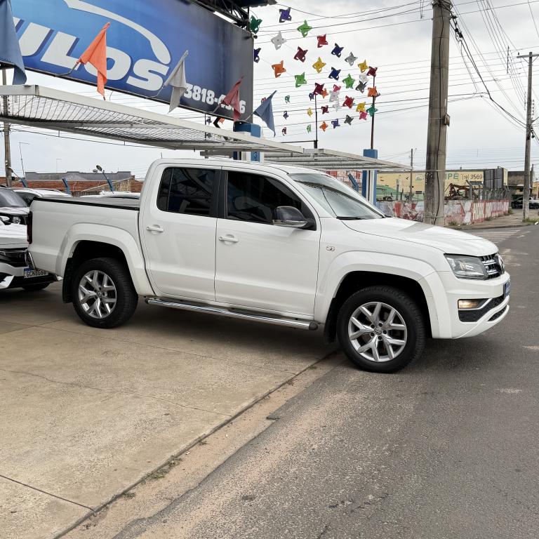 VOLKSWAGEN Amarok - Foto
