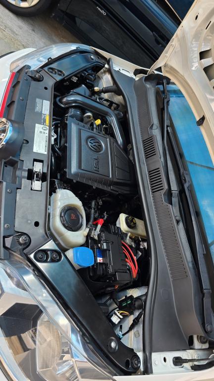 VOLKSWAGEN Cross UP - Foto