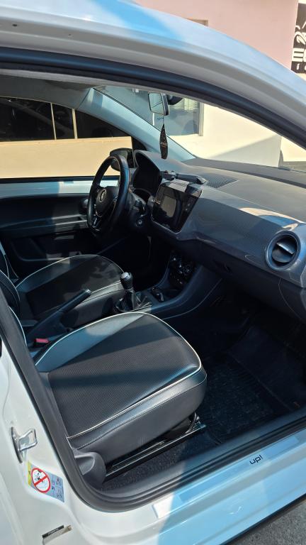 VOLKSWAGEN Cross UP - Foto