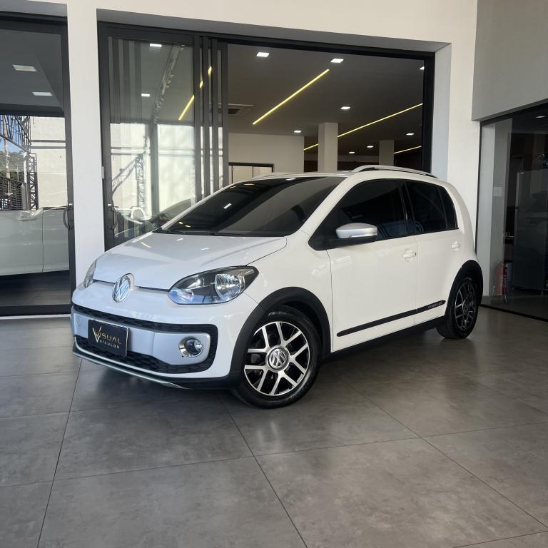 VOLKSWAGEN Cross UP