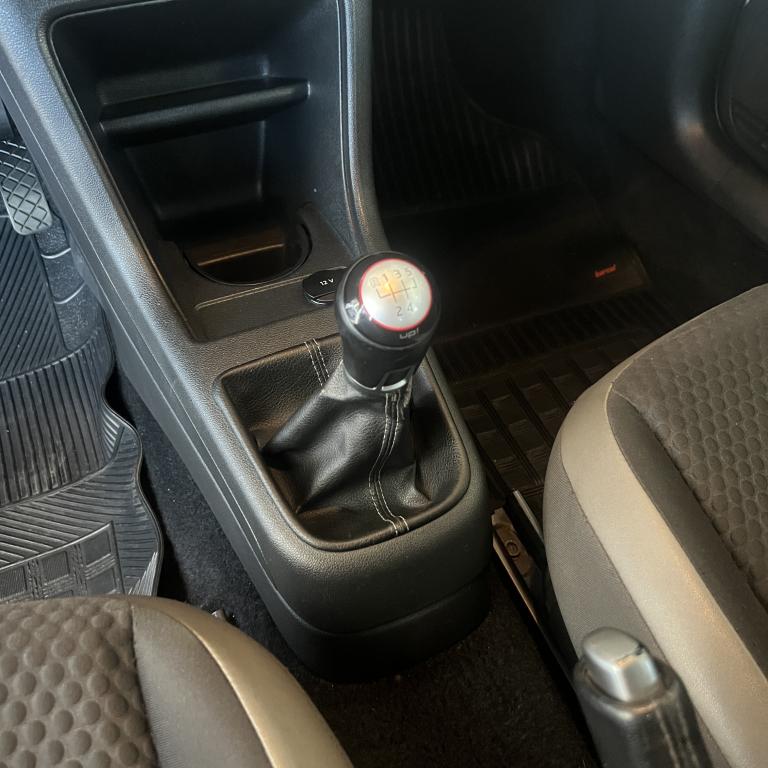 VOLKSWAGEN Cross UP - Foto