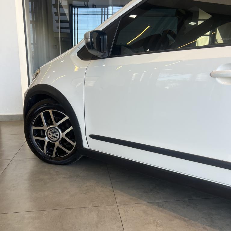 VOLKSWAGEN Cross UP - Foto