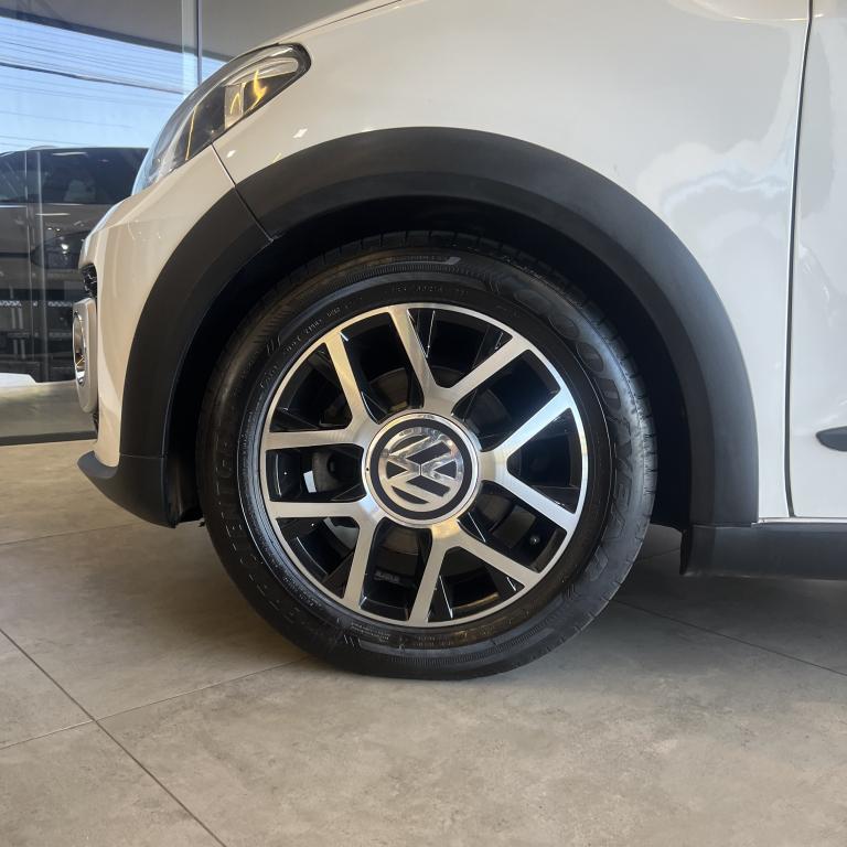 VOLKSWAGEN Cross UP - Foto