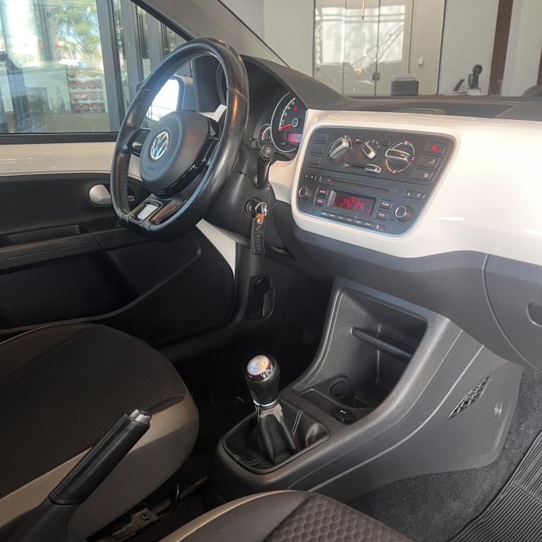 VOLKSWAGEN Cross UP - Foto