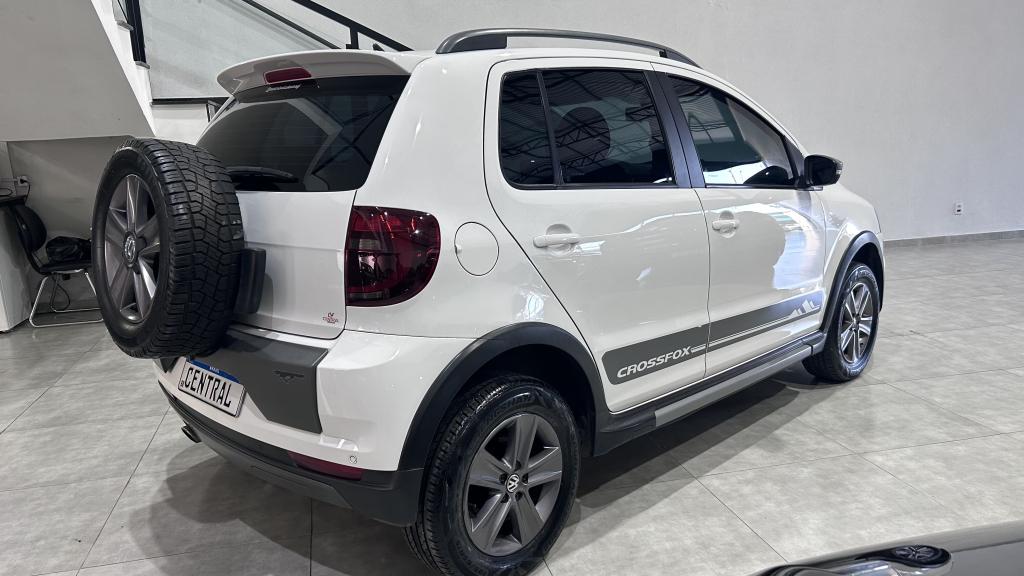 VOLKSWAGEN Crossfox - Foto