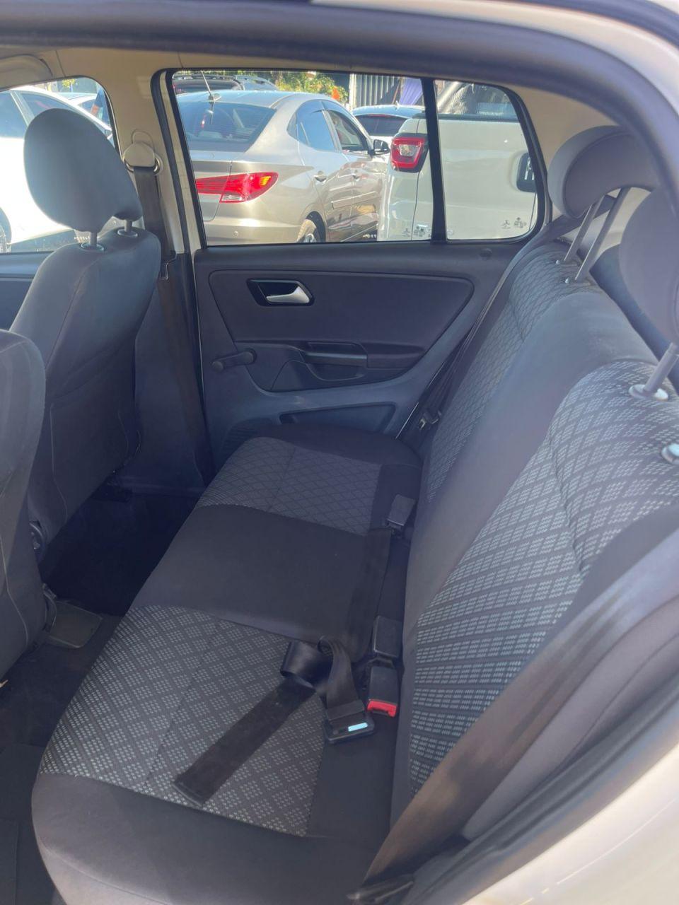 VOLKSWAGEN Fox - Foto
