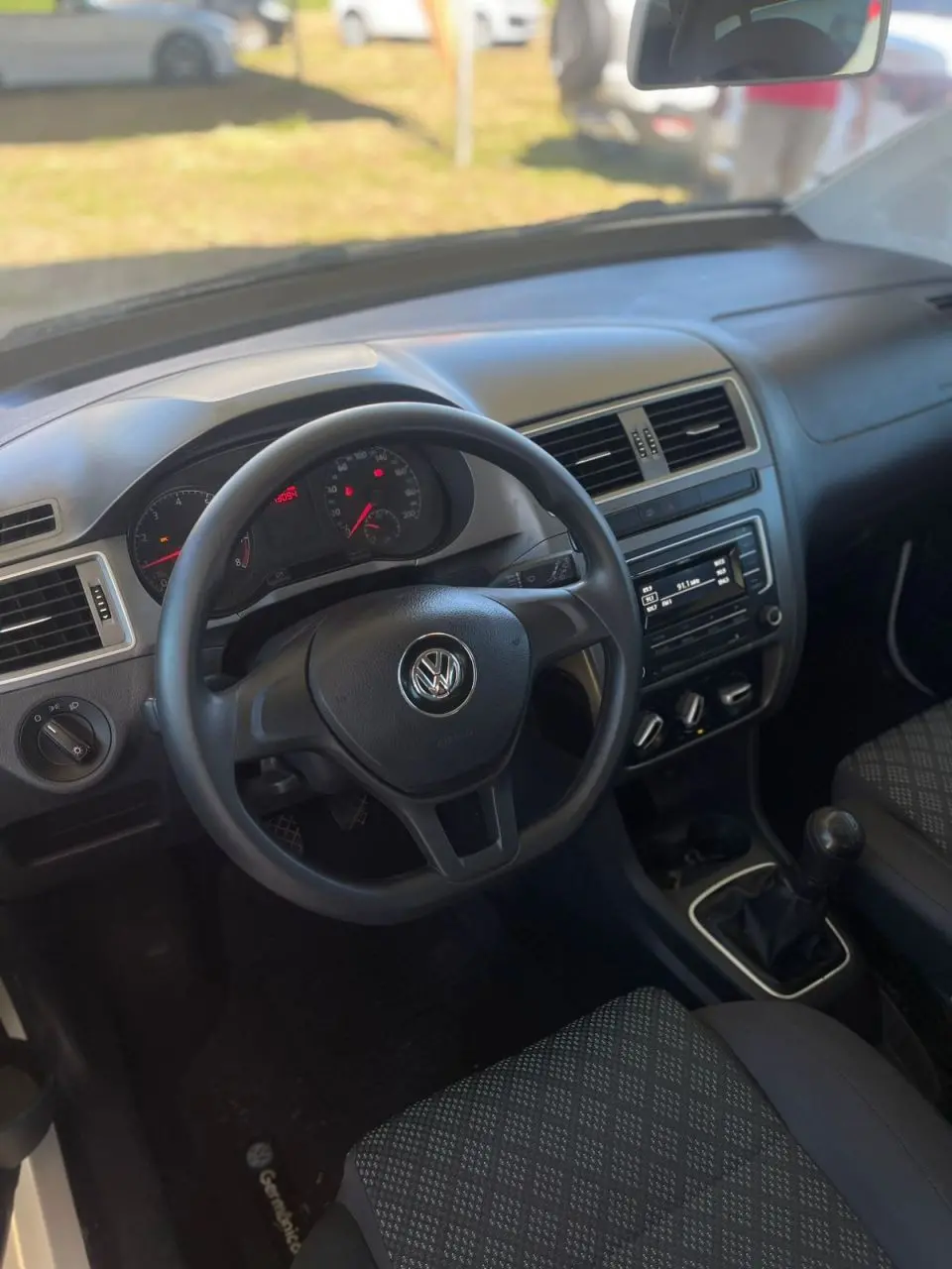 VOLKSWAGEN Fox - Foto