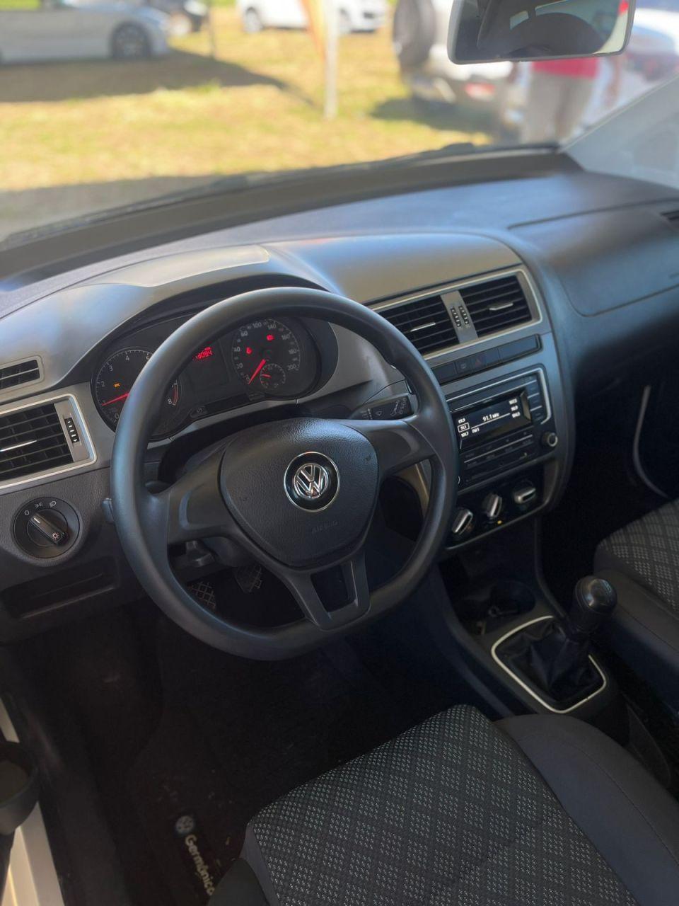 VOLKSWAGEN Fox - Foto