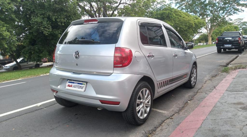VOLKSWAGEN Fox - Foto