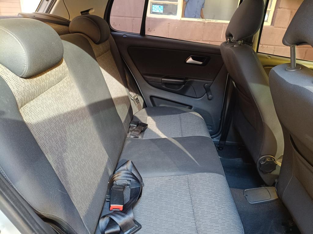 VOLKSWAGEN Fox - Foto