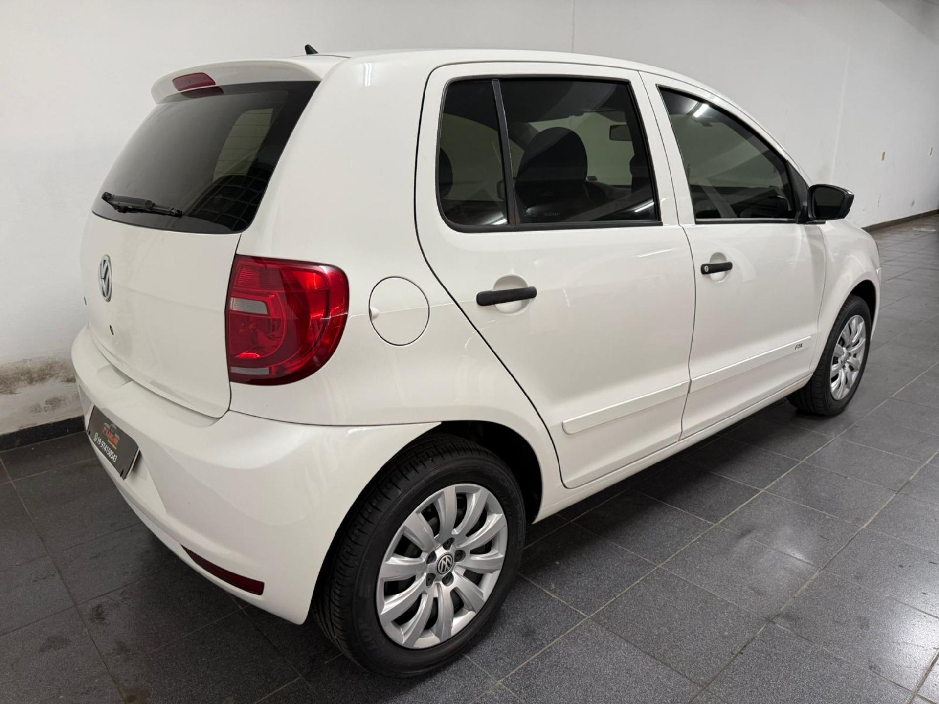 VOLKSWAGEN Fox - Foto