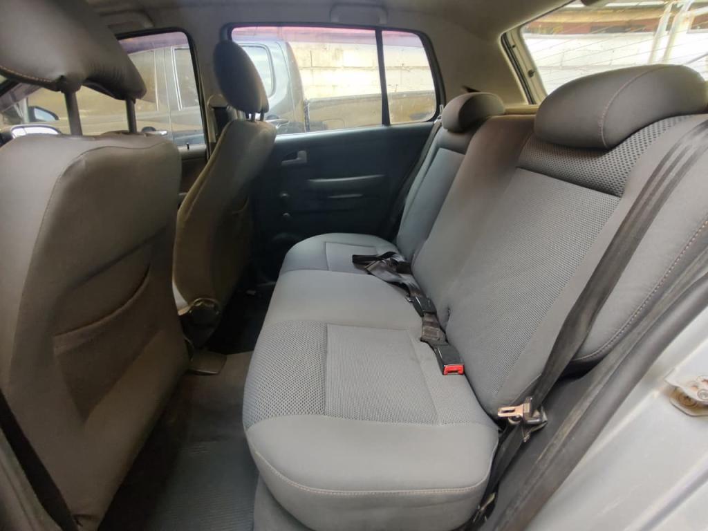 VOLKSWAGEN Fox - Foto