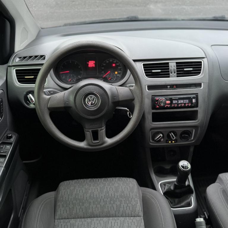 VOLKSWAGEN Fox - Foto