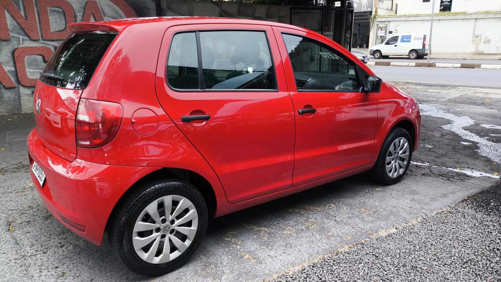 VOLKSWAGEN Fox - Foto