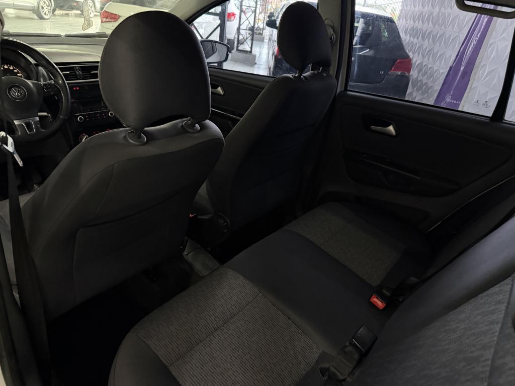 VOLKSWAGEN Fox - Foto