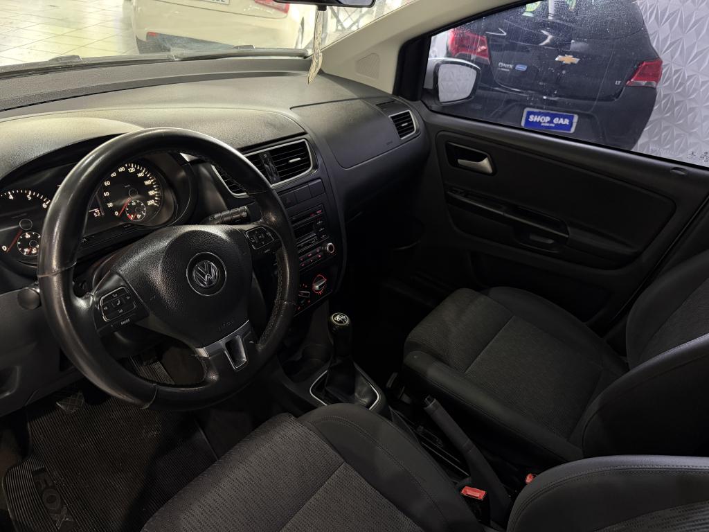VOLKSWAGEN Fox - Foto