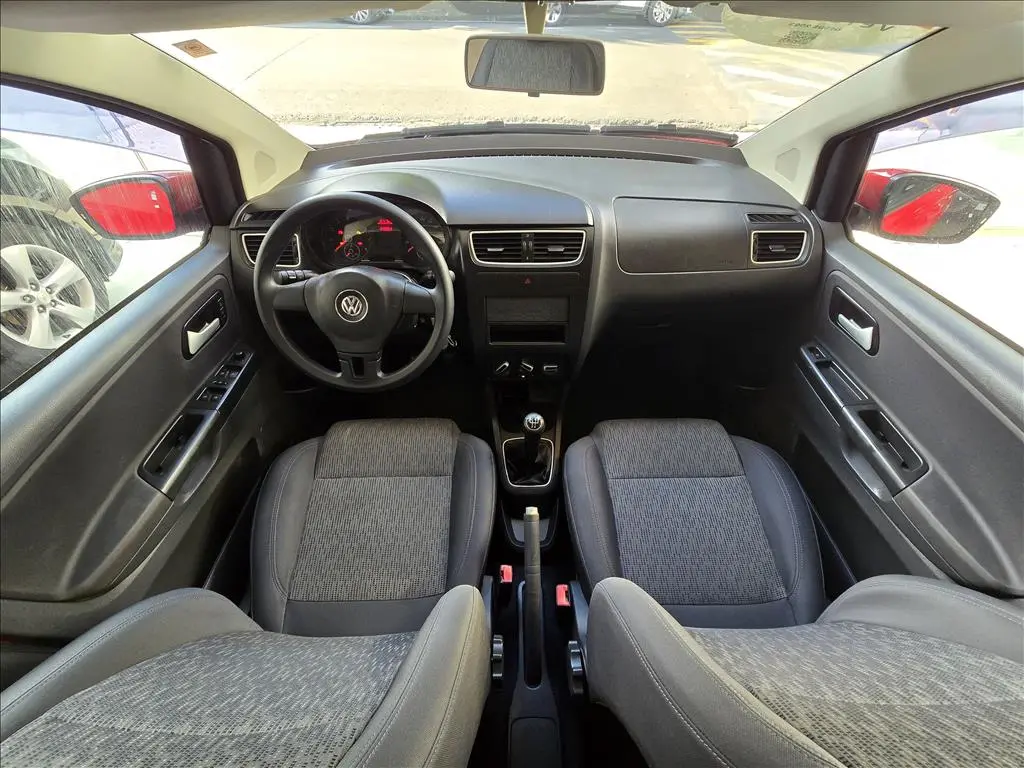 VOLKSWAGEN Fox - Foto