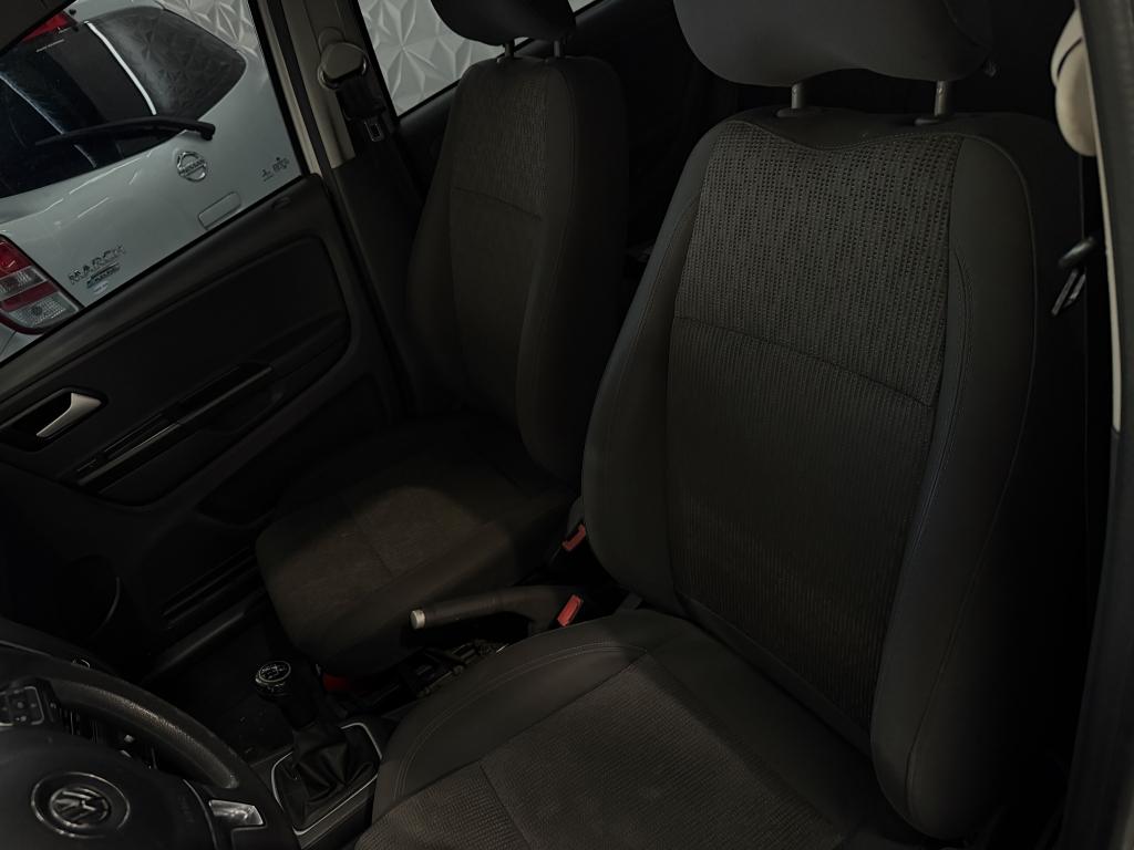 VOLKSWAGEN Fox - Foto