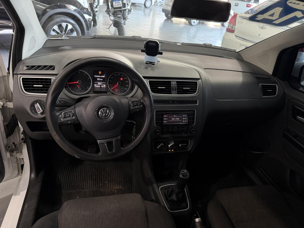 VOLKSWAGEN Fox - Foto
