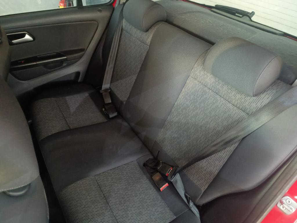 VOLKSWAGEN Fox - Foto