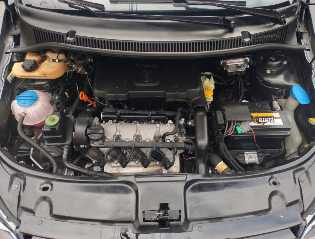 VOLKSWAGEN Fox - Foto