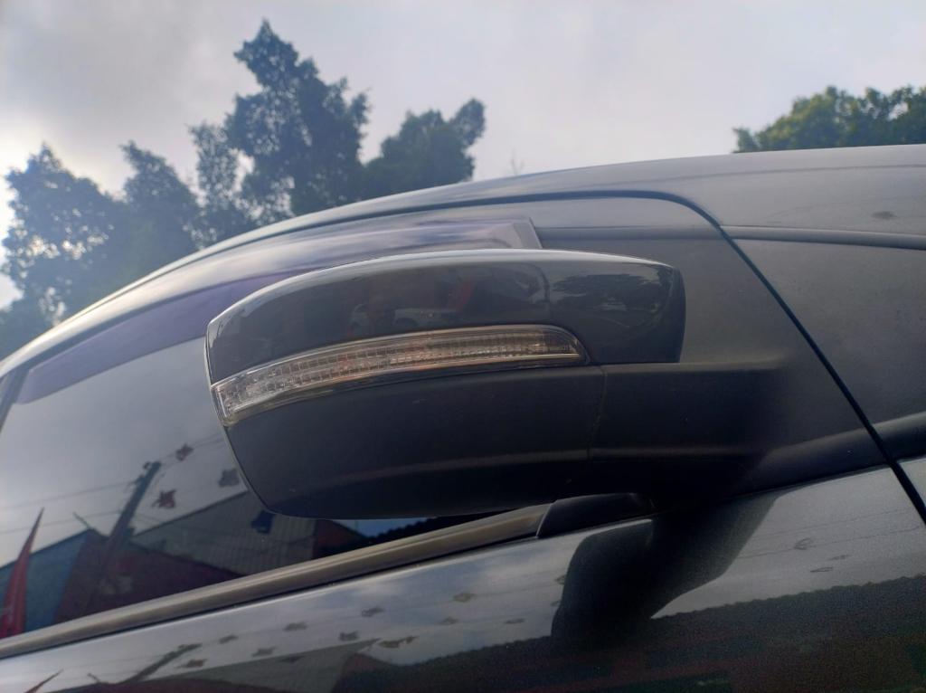 VOLKSWAGEN Fox - Foto