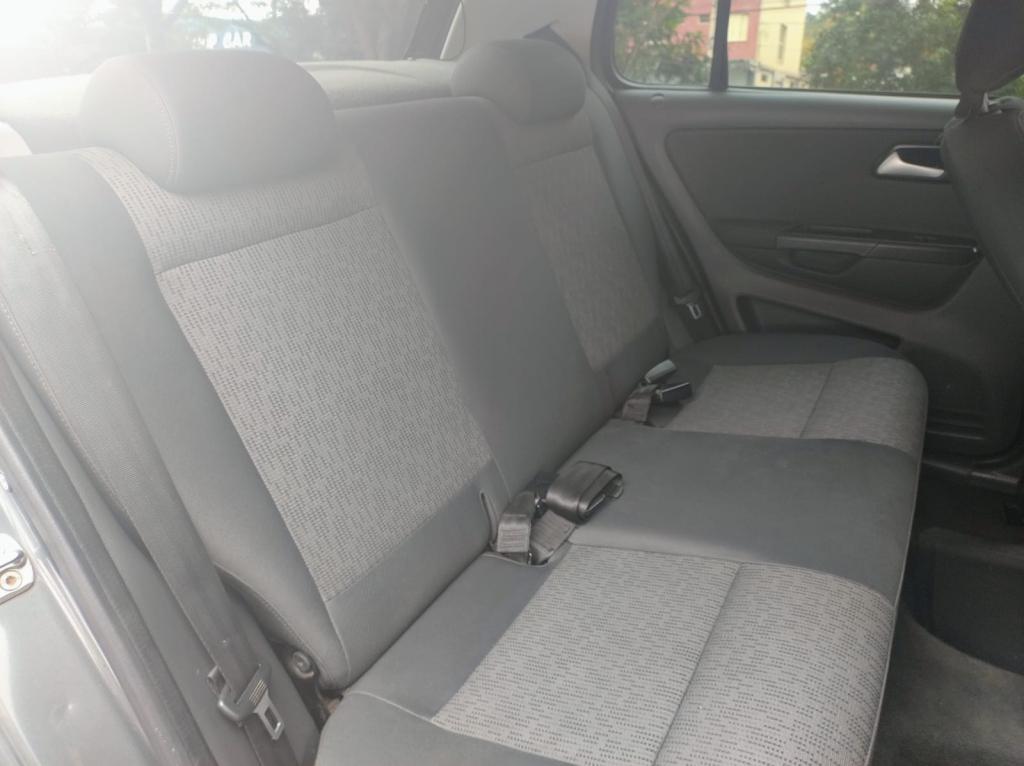 VOLKSWAGEN Fox - Foto