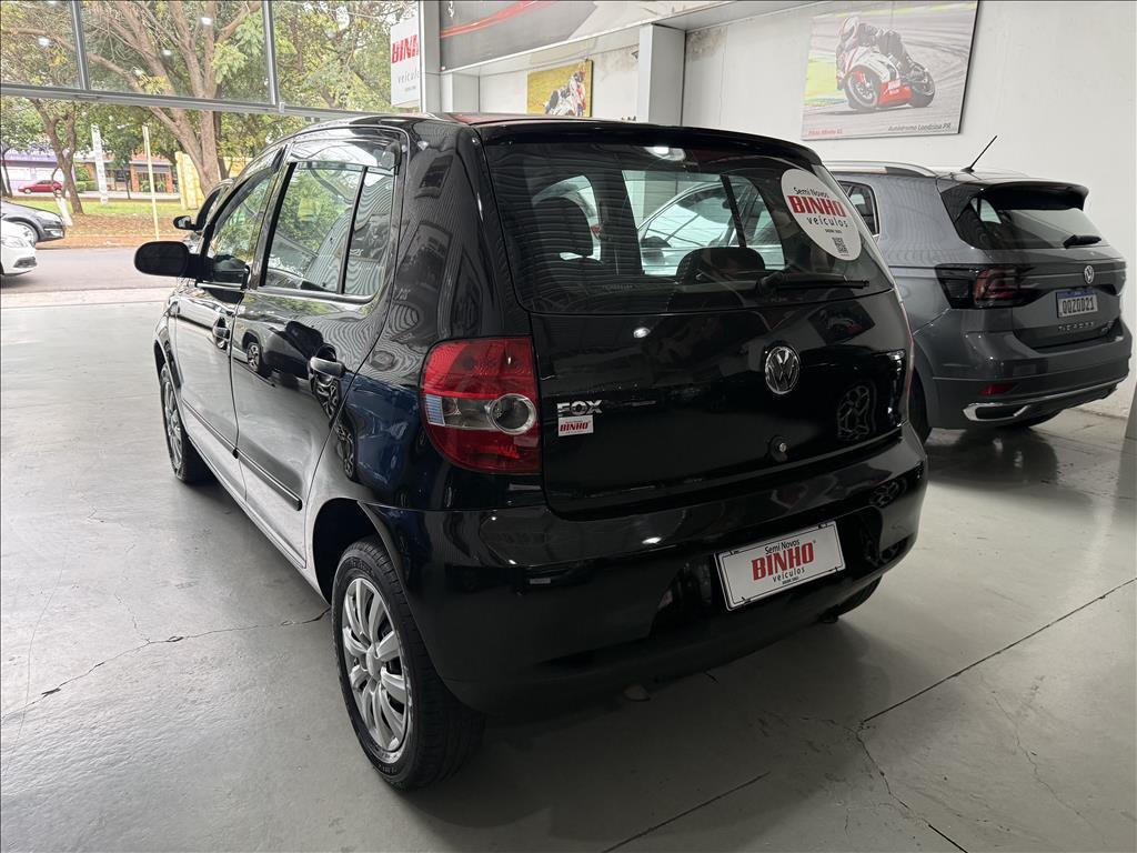 VOLKSWAGEN Fox - Foto