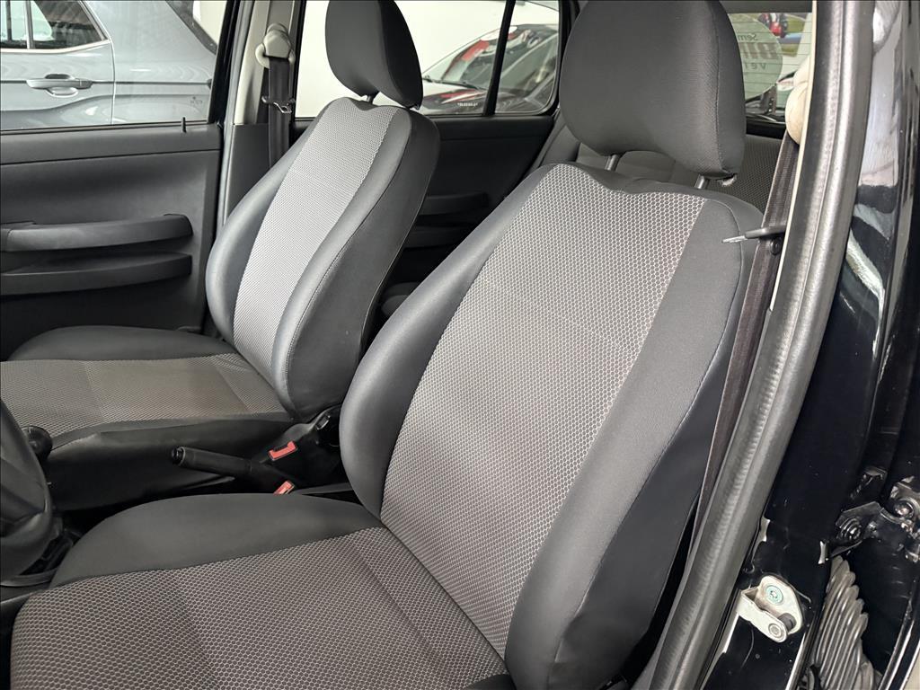 VOLKSWAGEN Fox - Foto